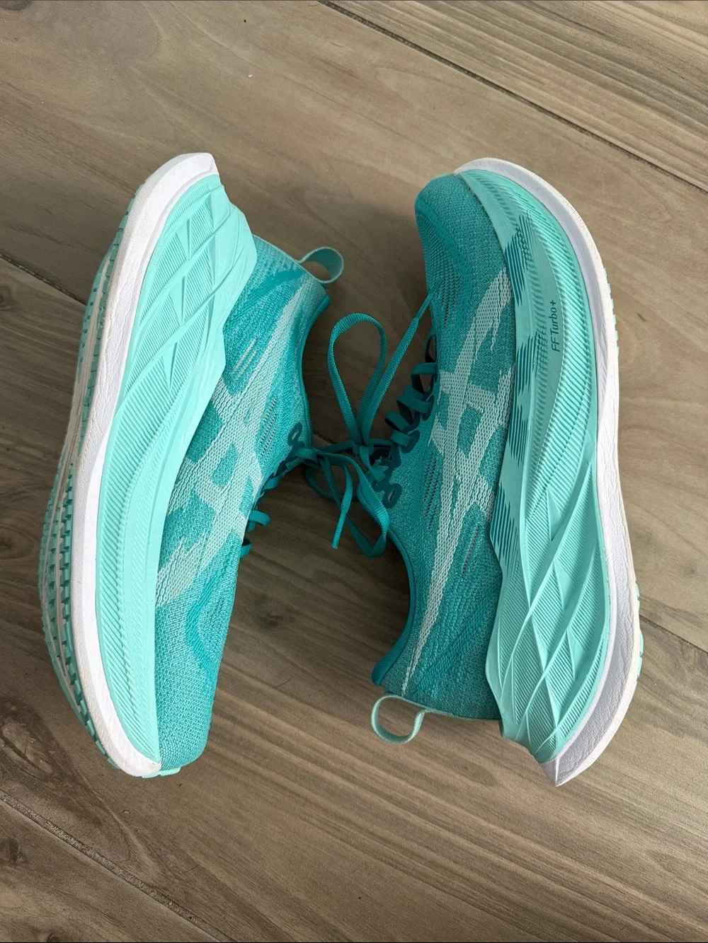 Asics Superblast 2 size 6.5 men/ 8 women - Picture 6 of 8